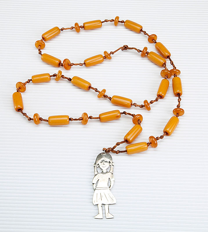 Necklace made of genuine amber from Baltic sea and silver.